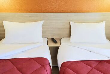 Отель Premiere Classe Bordeaux Sud  Villenave D Ornon