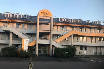 Отель Premiere Classe Honfleur