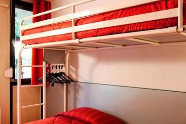 هتل Première Classe Rennes Est Cesson