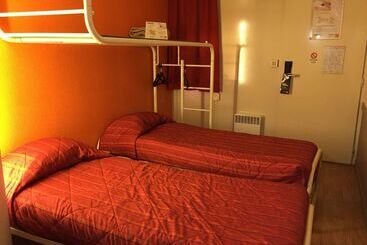 Отель Premiere Classe St Etienne Nord Villars