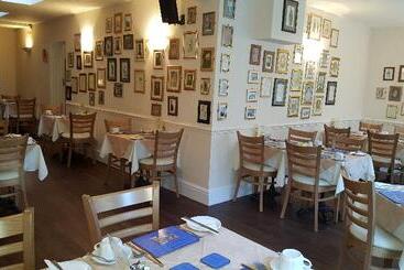 בית מלון כפרי Edward