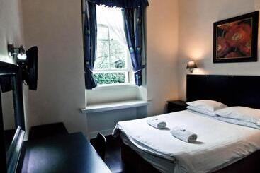 فندق The Victorian House