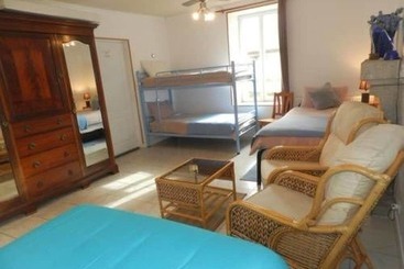 住宿加早餐  Laura's Chambres D'hôtes