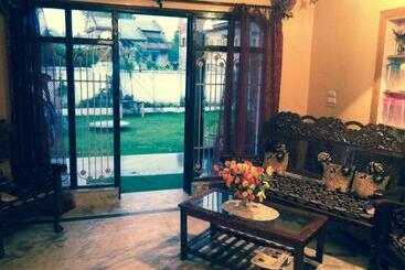 Bed and Breakfast Dilaram Guest House