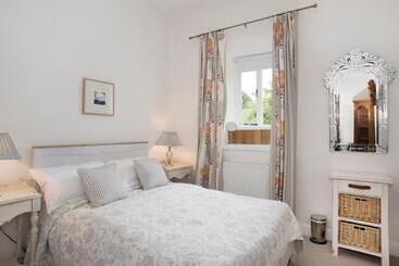 צימר Rame Barton Guest House And Pottery