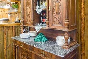 Lipicai Hotel és étterem