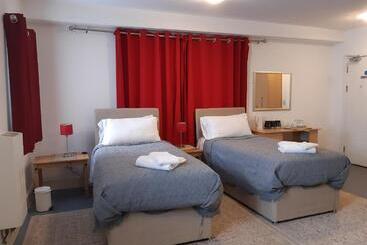 ベッドアンドブレックファースト Old Tredegar Arms