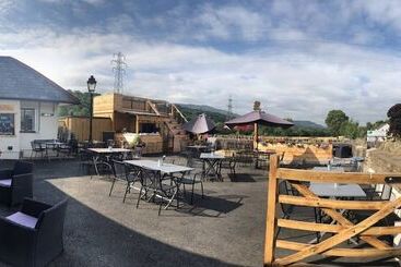 مبيت وإفطار Sgwd Gwladys Lodge