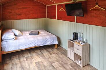 צימר The Windmill Inn   Whitby