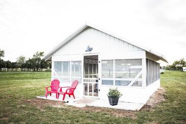 민박 Wild Arrow Ranch