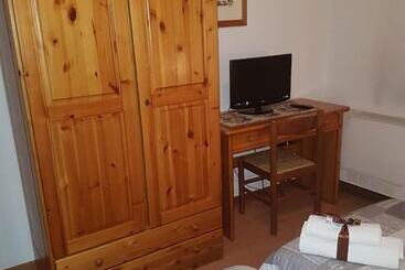 Отель Ristorante Pizzeria Al Mondo