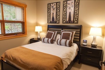 استراحتگاه Carmel Beach Private Lodges
