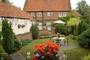Tudor Farm B&b
