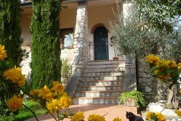 צימר Locanda Fuoriporta