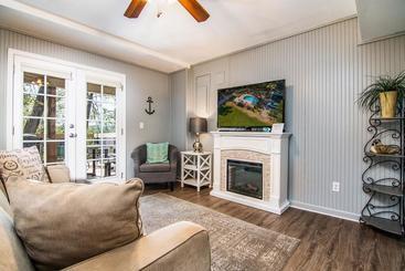 리조트 Cottages At Fair Haven Cove