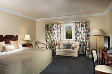 ホテル Killarney Lodge