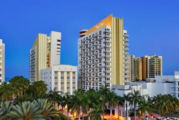 فندق Royal Palm South Beach Miami, A Tribute Portfolio Resort