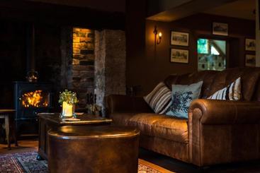 ユースホステル The Pheasant At Neenton