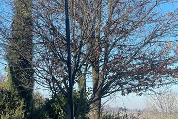 민박 Il Castello Di Tassara