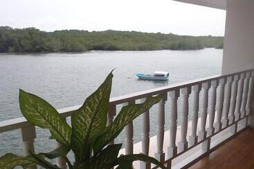 فندق Y Restaurante Costa Del Sol