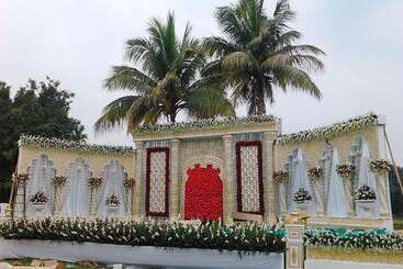 Shankus Waterpark And Resort