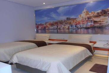 مبيت وإفطار Tirta Mansion Paramount Serpong