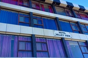 בית מלון כפרי Valley View