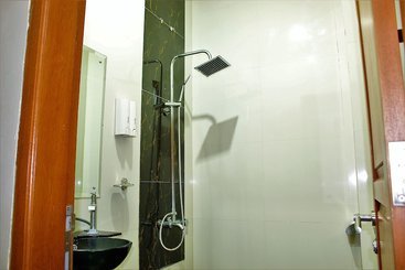 هتل Zen Rooms Cipete Utara