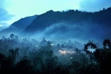 펜션 Bromo Ecolodge