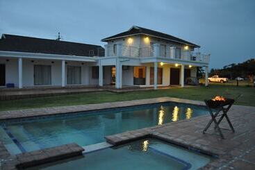 פנסיון Seaxplore Lodge & Dive Center