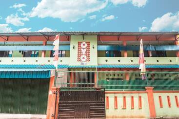 Hostel Amira Guest House By Oyo Rooms