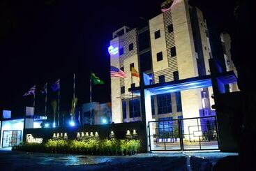 ホテル Dolphin Chocolate Inn