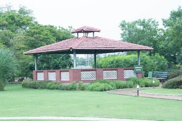 Курорт Nimba Wellness Retreat