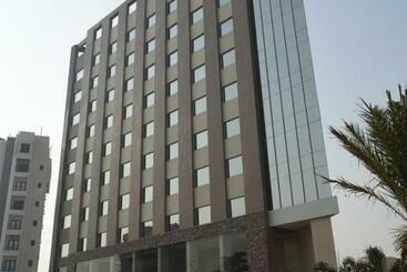 H   Sandhill Hotels Private Limited