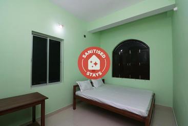 בית מלון כפרי Spot On 41904  R.r Palace