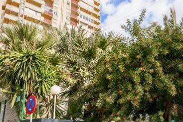 Apartamentos El Faro By Mc