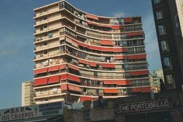 آپارتمان‌های توریست‌ها La Oca   Aloturin Benidorm