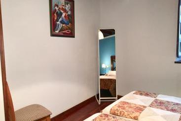 آپارتمان‌های توریست‌ها Apartamentos Palombina