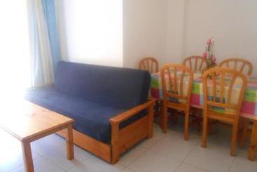 Tamaris Apartamentos  Playa De Xeraco  Solo Familias