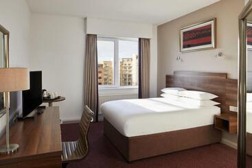 هتل Leonardo Newcastle