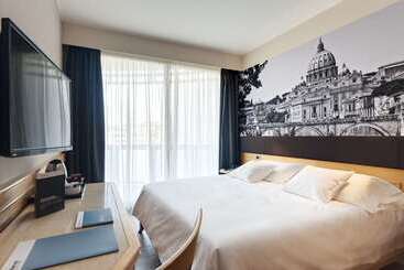 בית מלון כפרי Occidental Aran Park