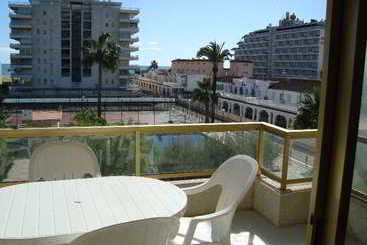 レジデンス Apartamentos Mediterráneo