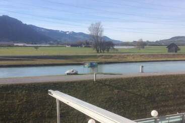 فندق فئة نجمة واحدة Landgasthof Sternen