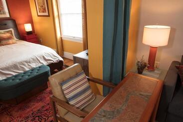 Loudoun Valley Manor B&b