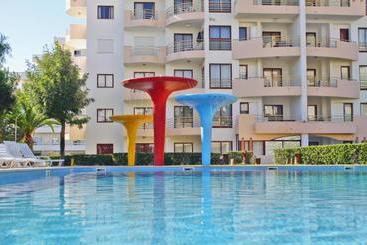 Жильё для туристов Apartamentos Torre Da Rocha Frente Ao Mar