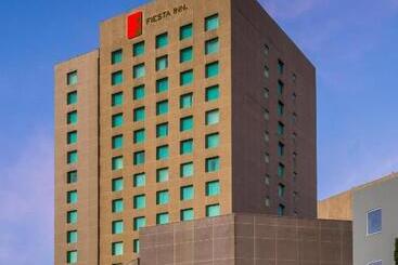 Отель Fiesta Inn Periferico Sur