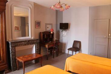 בית מלון כפרי Hôtel Le Portalou
