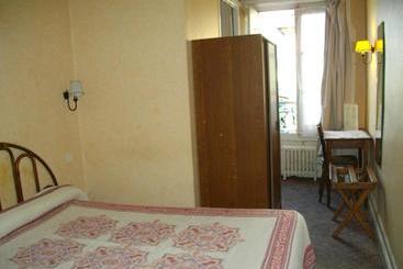 هتل Le Montauban