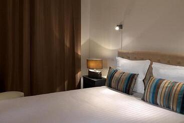 Отель Logis L Hermitage