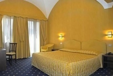 ホテル Albergo Ristorante Della Torre